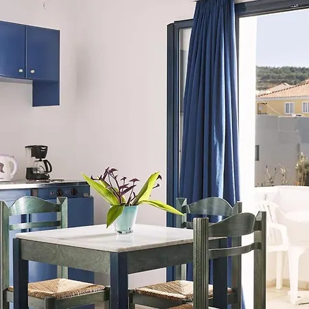 Hotel Eva Suites & 3*