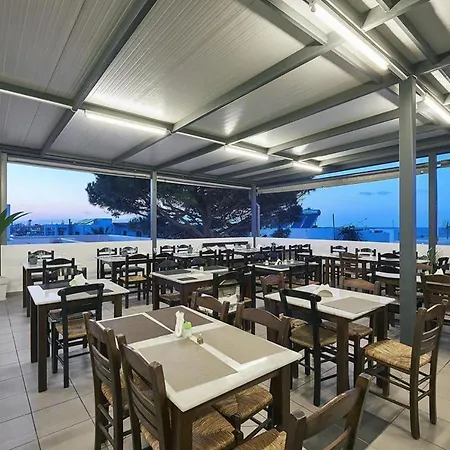 Eva Suites & מלון Agia Marina