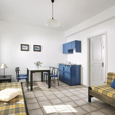 Eva Suites & 3*